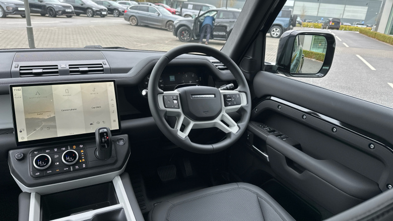 Land Rover Defender 3.0 D350 X-Dynamic SE 110 5dr Auto Diesel Estate